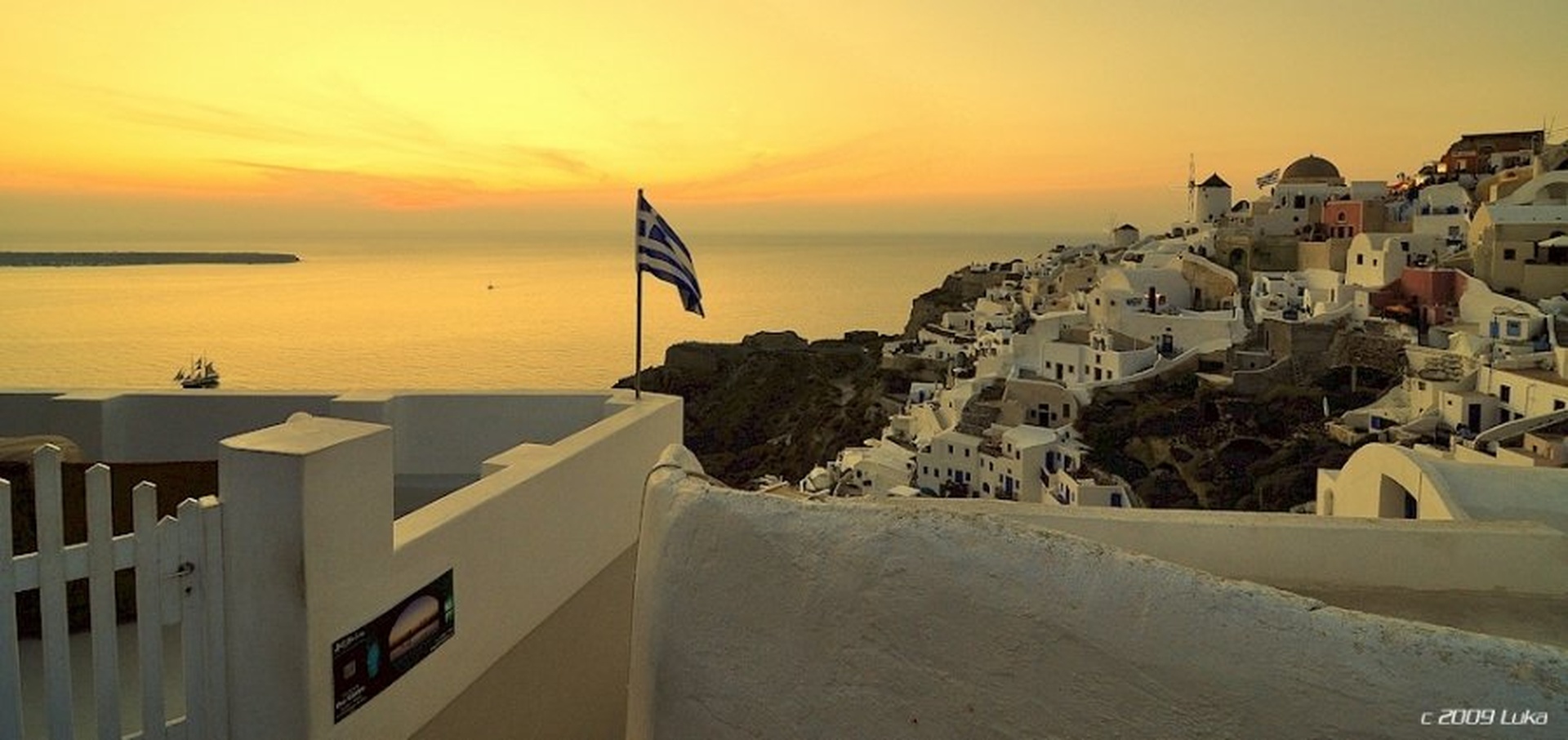 Sunset in Oia by Lucky Luke