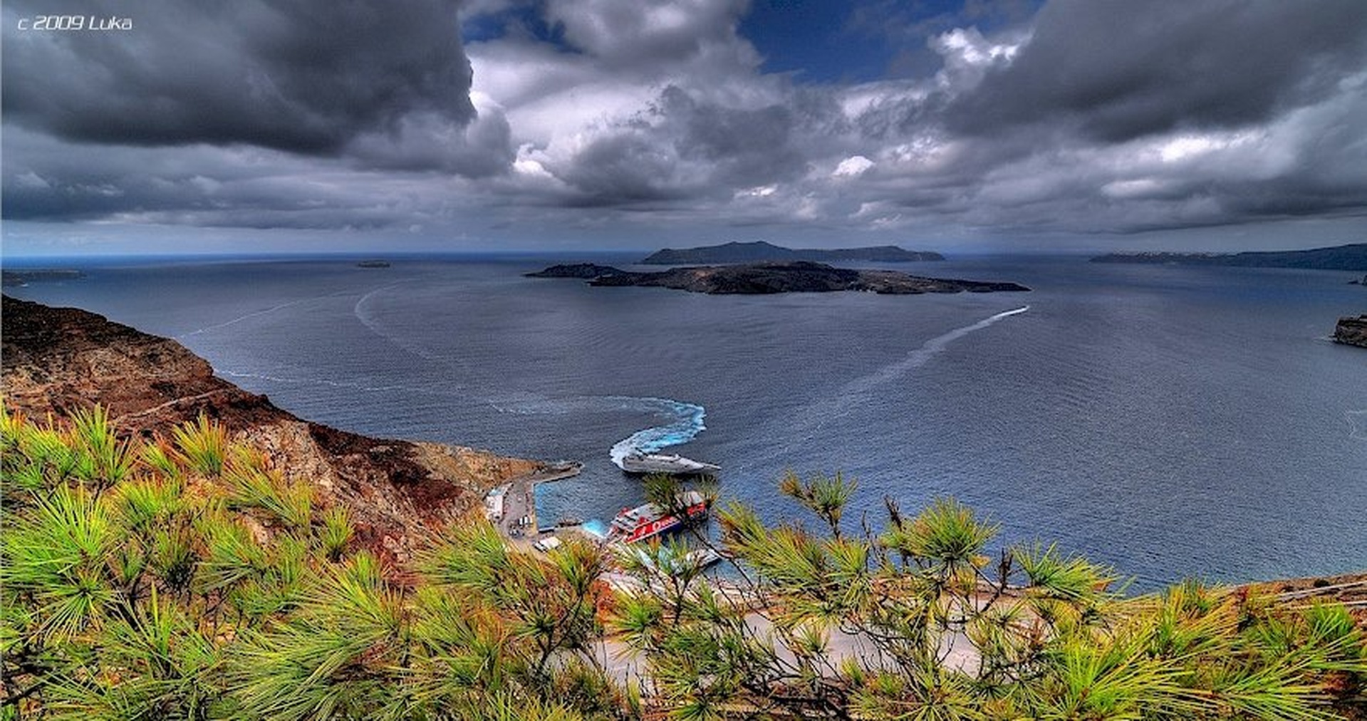 Athinios port by Lucky Luke