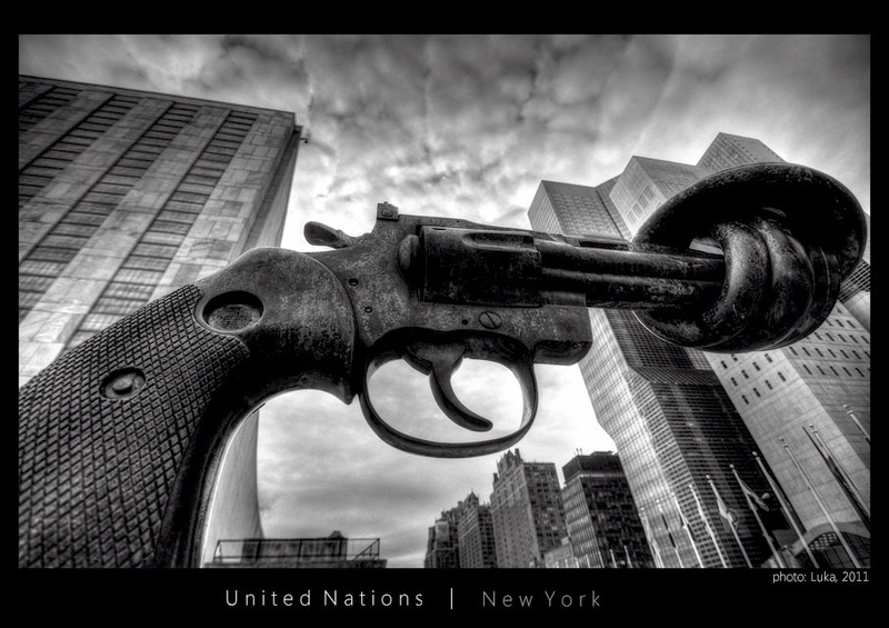 Stop the war! by Lucky Luke