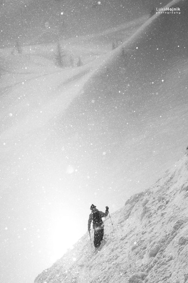 Alone on the slope by Lucky Luke