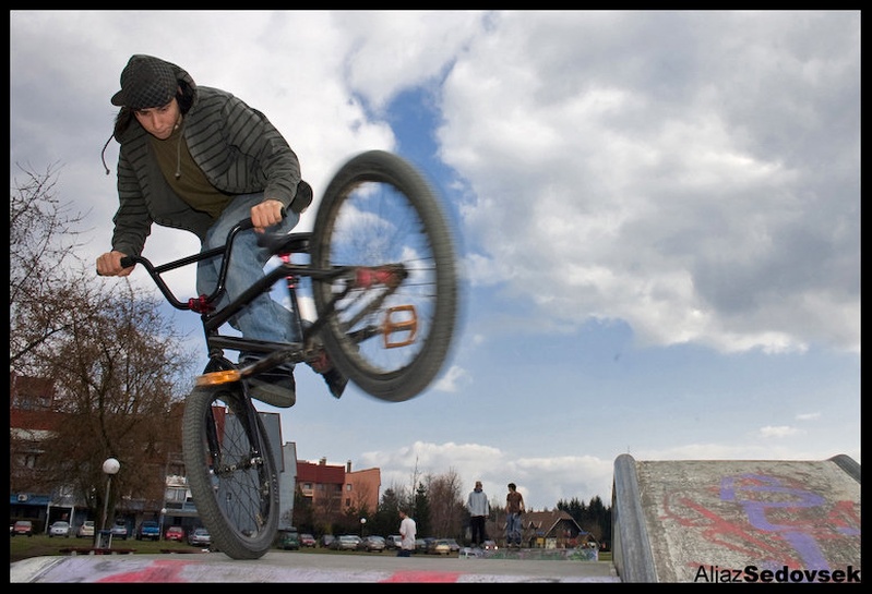 Footjam whip by AljaZzZ