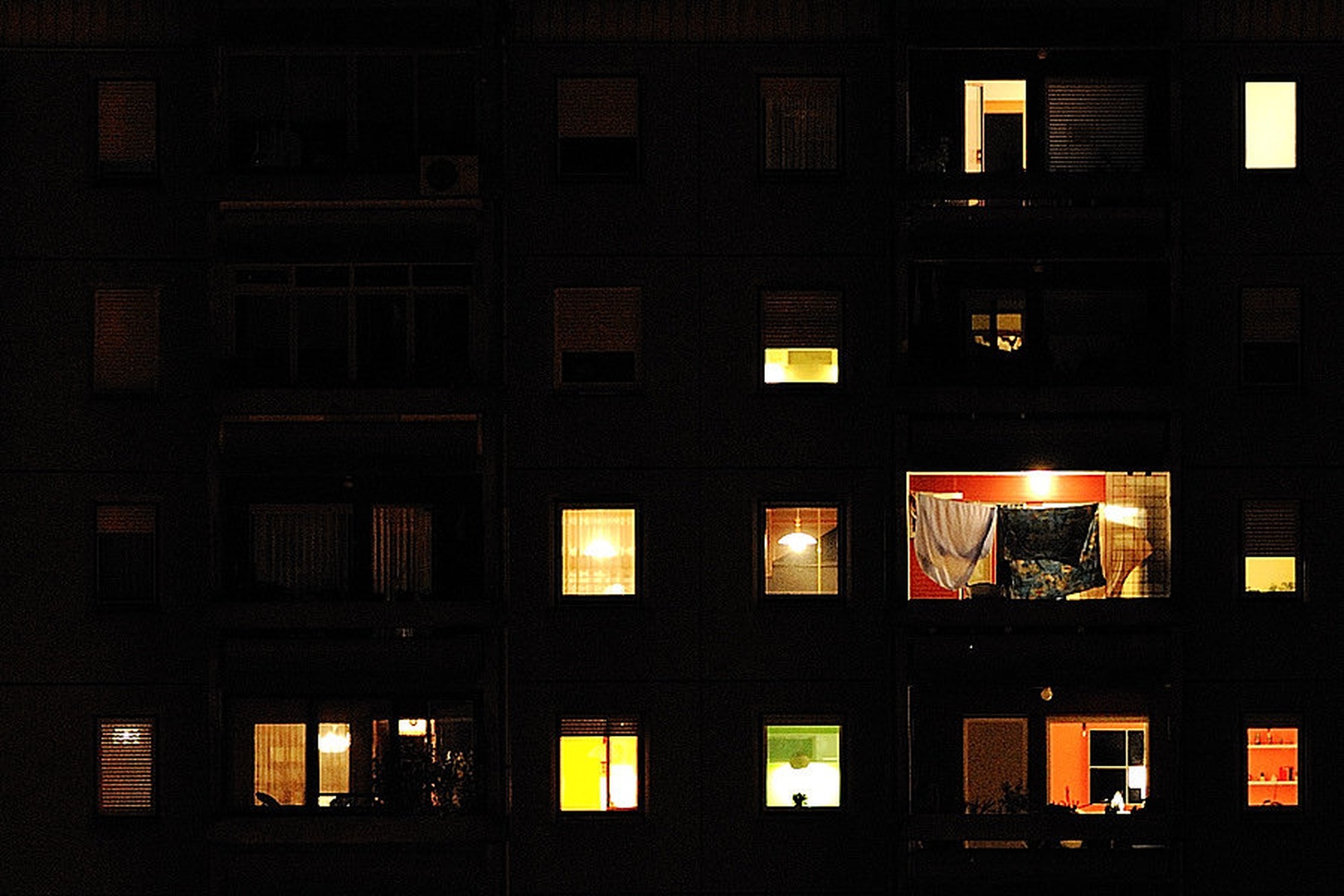 Okna / Windows by Boštjan P