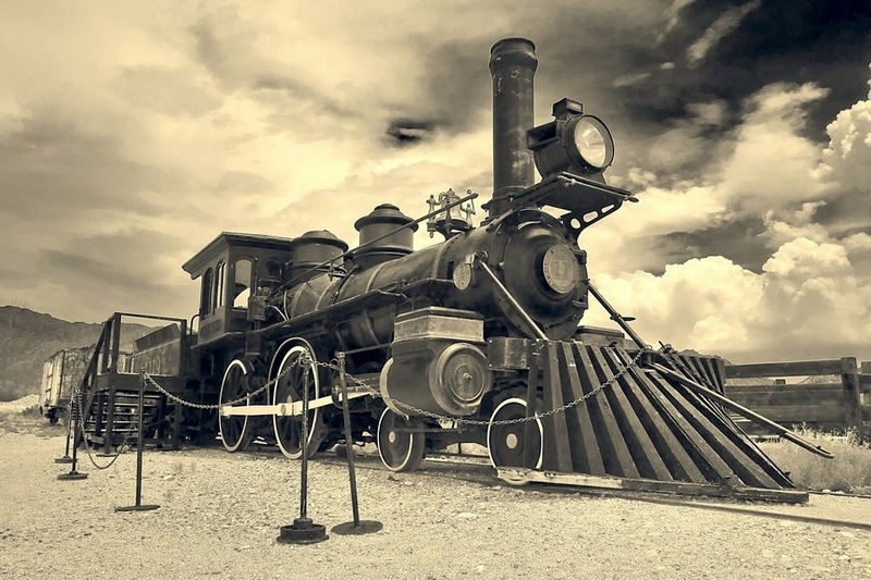 Old town train by Albin Bezjak