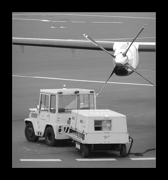 kamion 300 ton fura kao avion by _Anti_