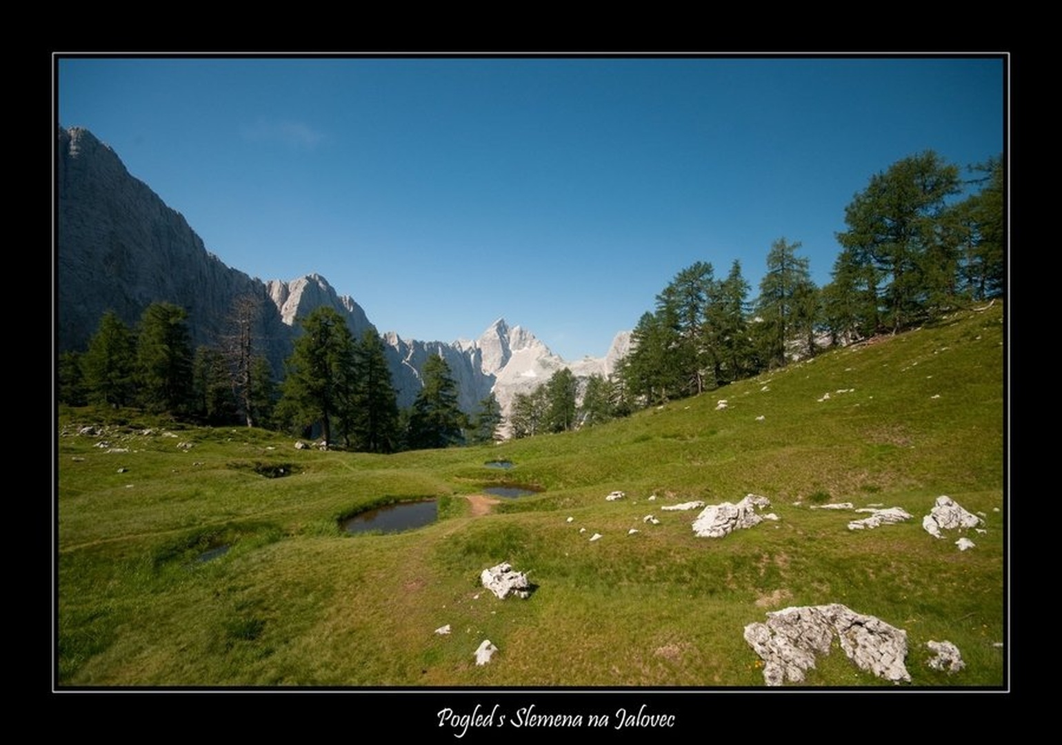 Pogled s Slemena na Jalovec by Dejan Bogdanov