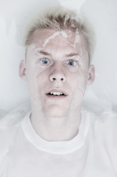 __/\_________ by Anže Vrabl