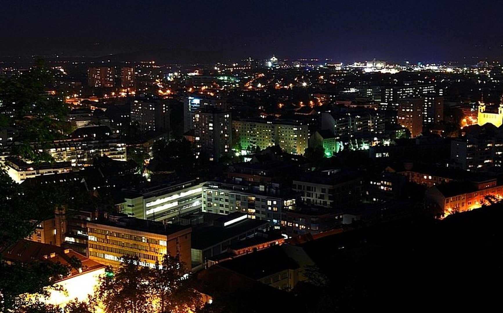 The city of Ljubljana at night by Urban Rednak
