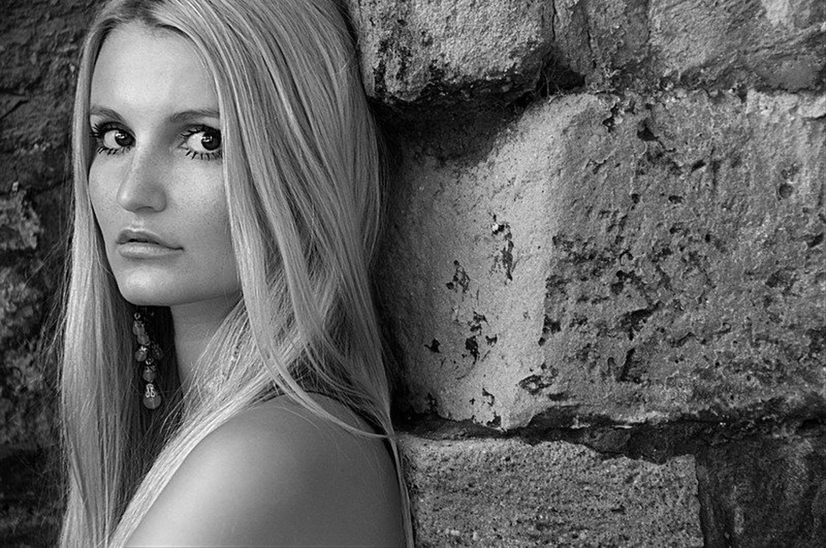 Black & White by Aleksandar Vasic