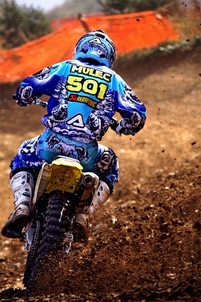 Turn that throttle by Peter