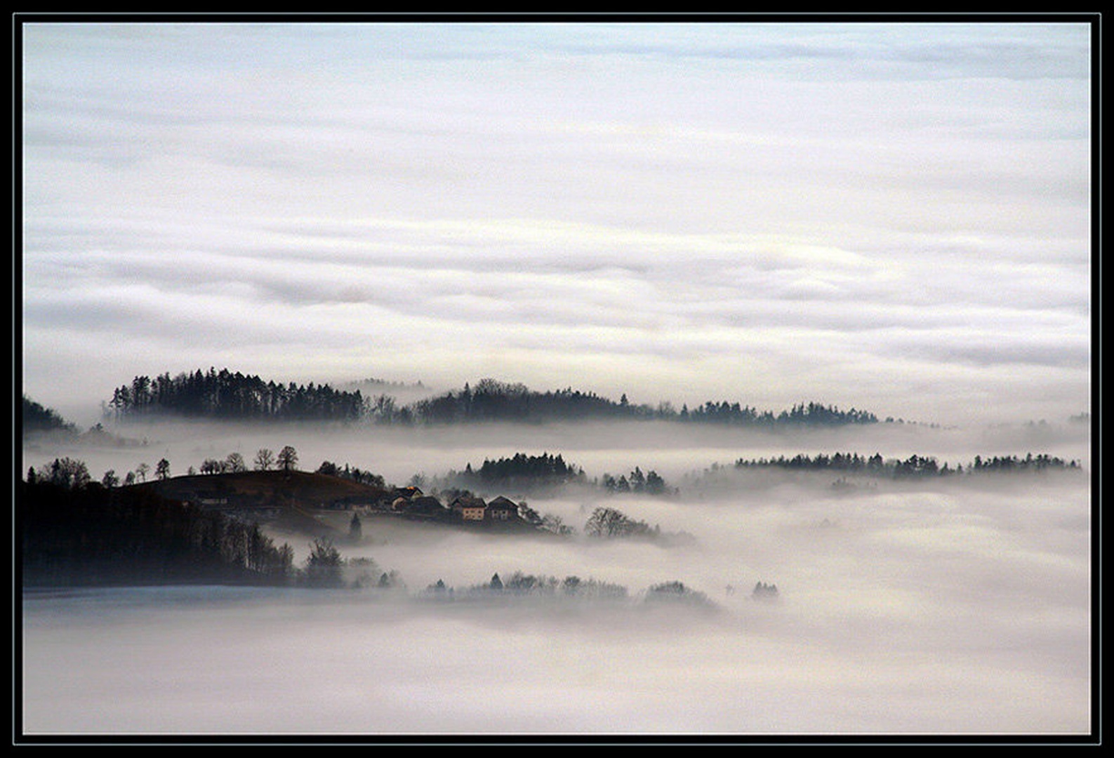 Otoki nad meglo by Janez Gercar