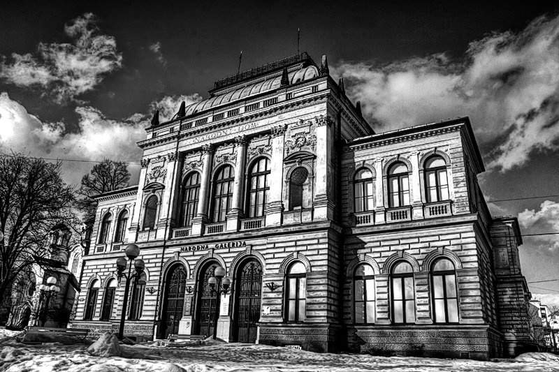 Galerija včeraj by Samo