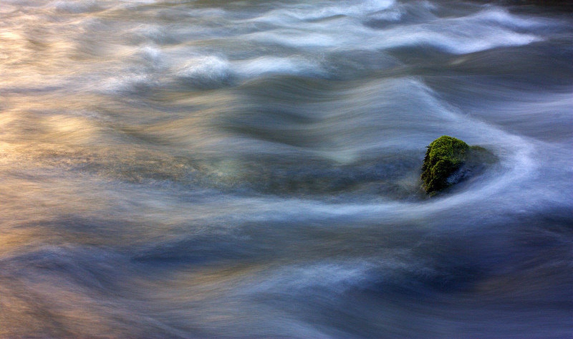 Osamljen... by