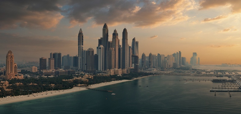 Dubai by Žiga Mihelčič