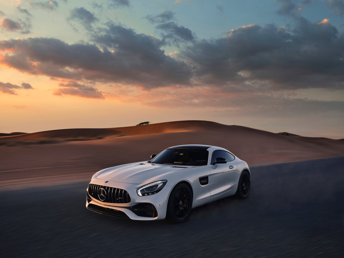 Mercedes AMG GTS by Žiga Mihelčič