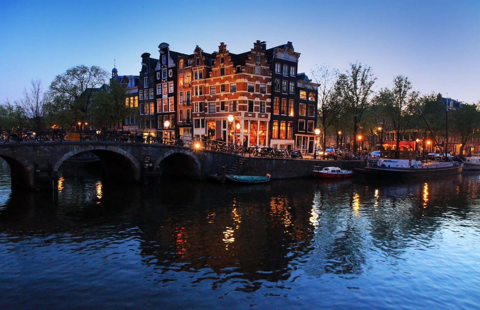 Večerni Amsterdam III by Aleš Marenk
