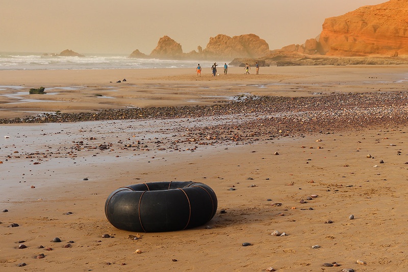 Na plaži by Aleš Marenk