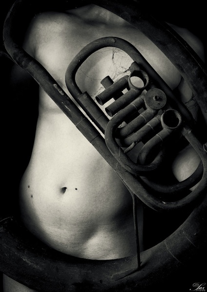 Play that funky music by saxy