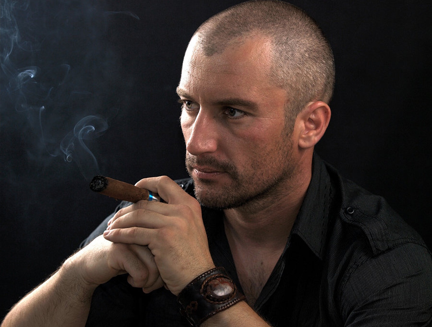 smoke by saxy