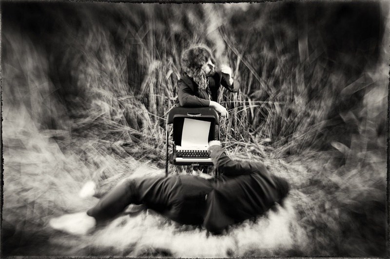 Life between the lines by saxy
