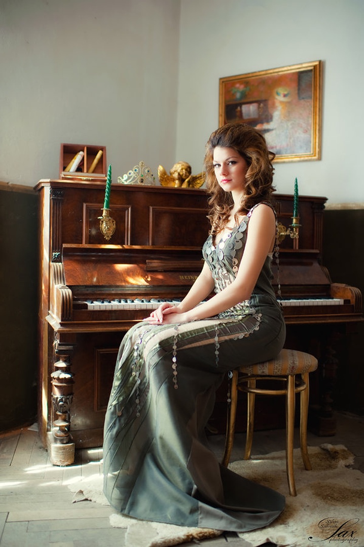 Pianistka by saxy