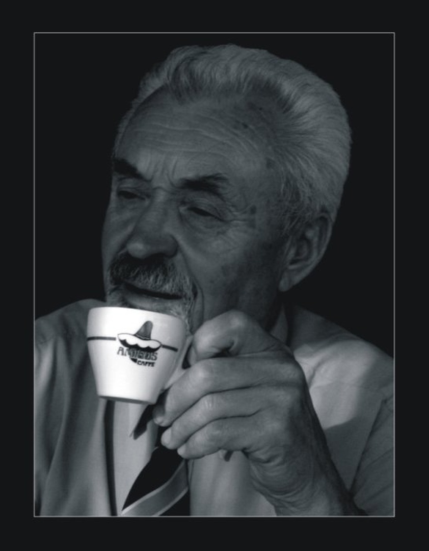 Portret s kavo by Gregor Prodan