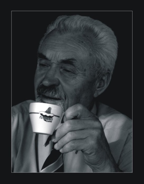 Portret s kavo by Gregor Prodan