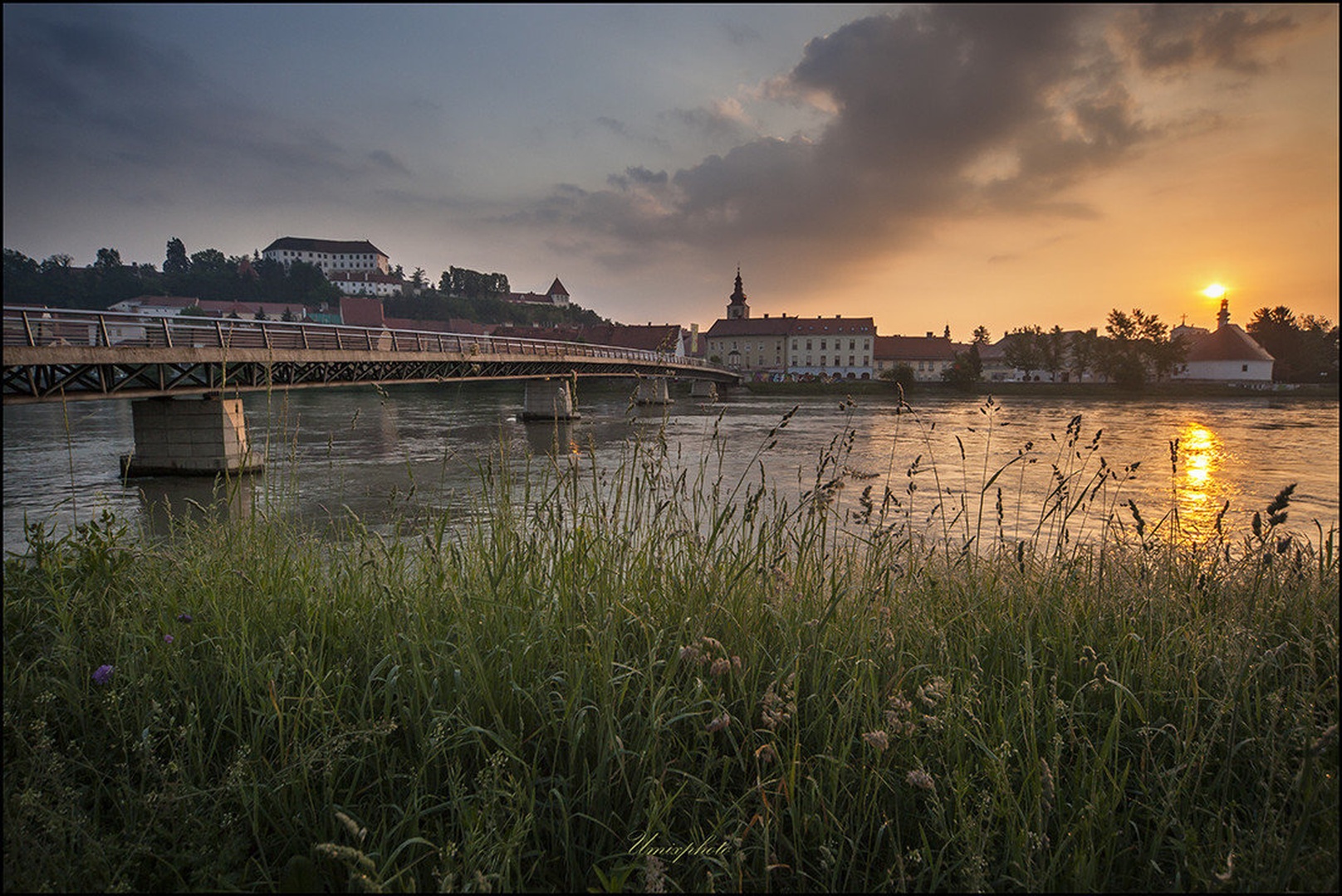 Jutro ob ptujskem mostu by umix