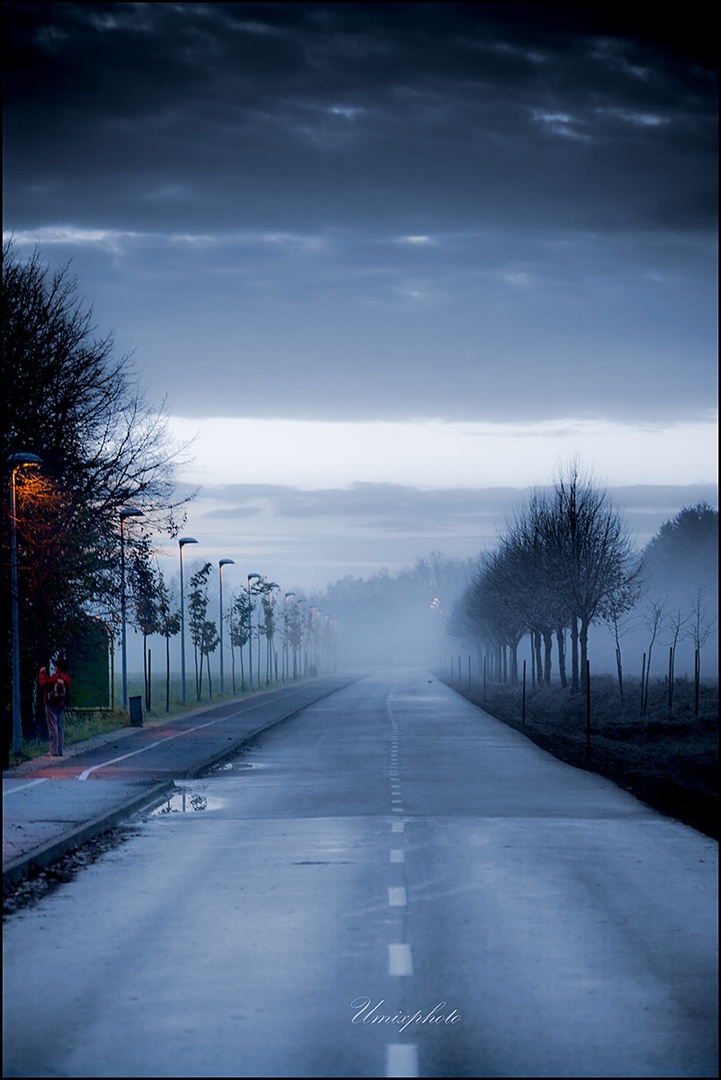 Blue Line by umix