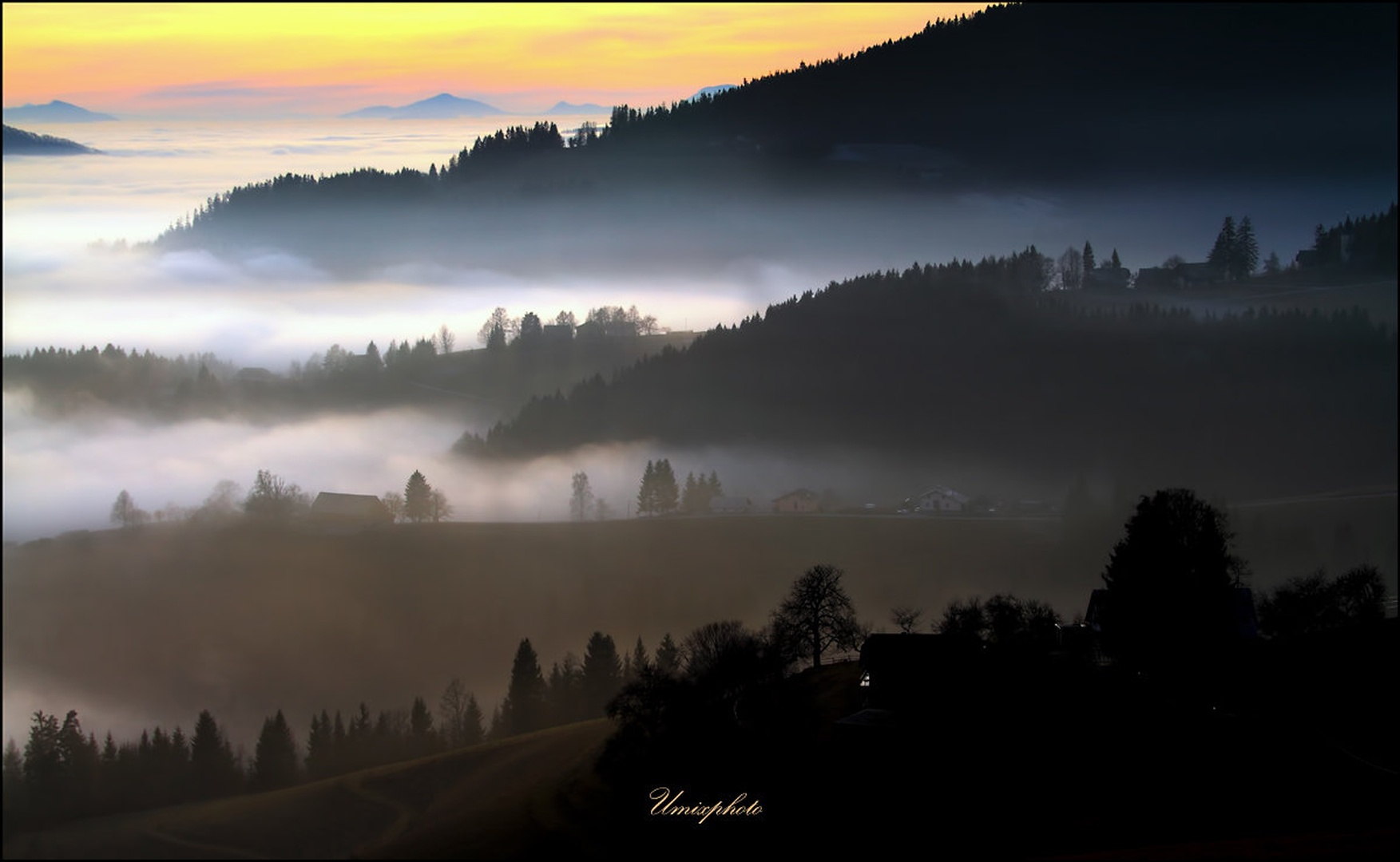 Predvečer na vasi by umix