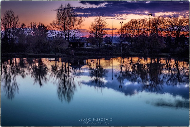 Jutro ob jezeru by umix