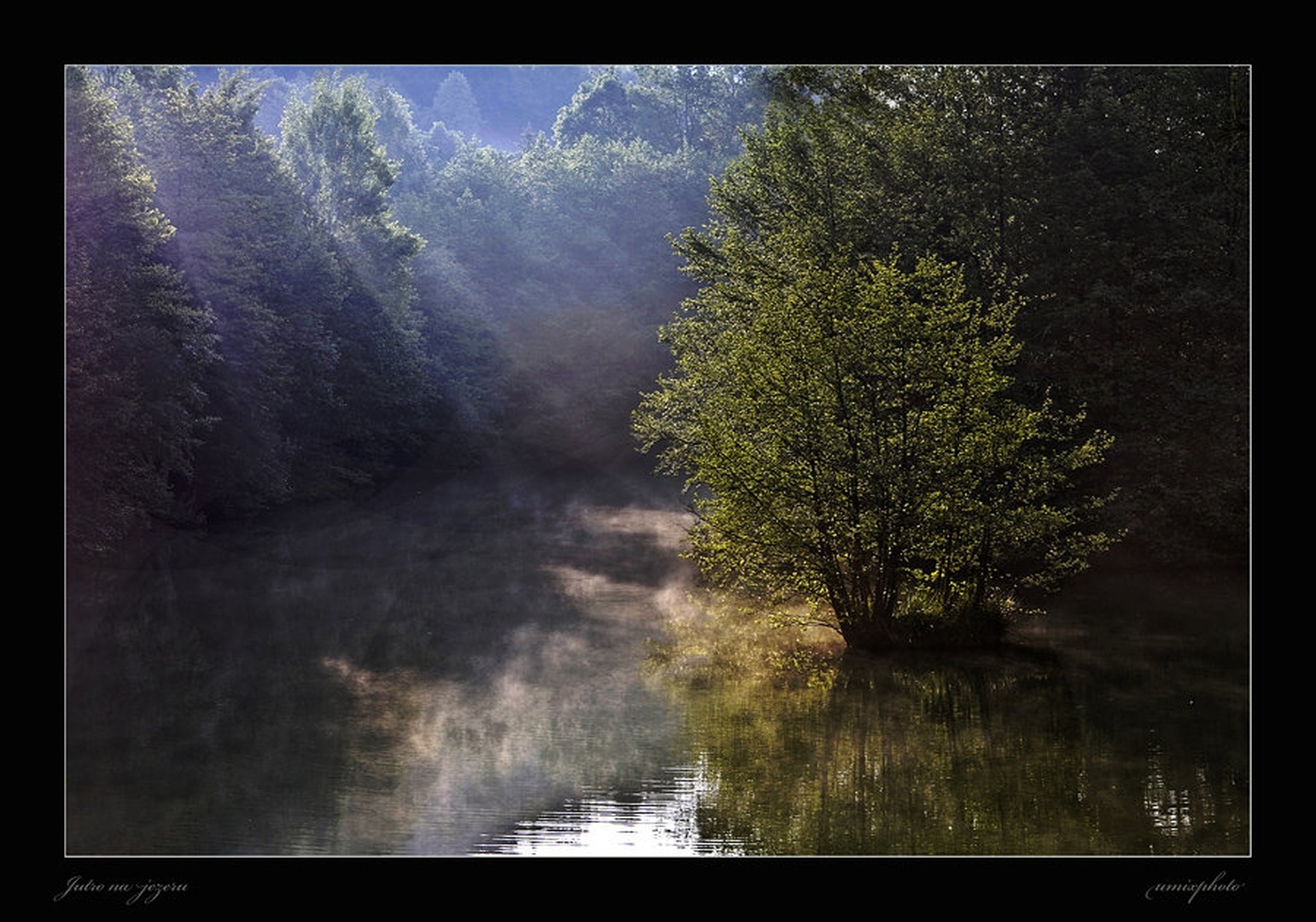 Jutro na jezeru by umix