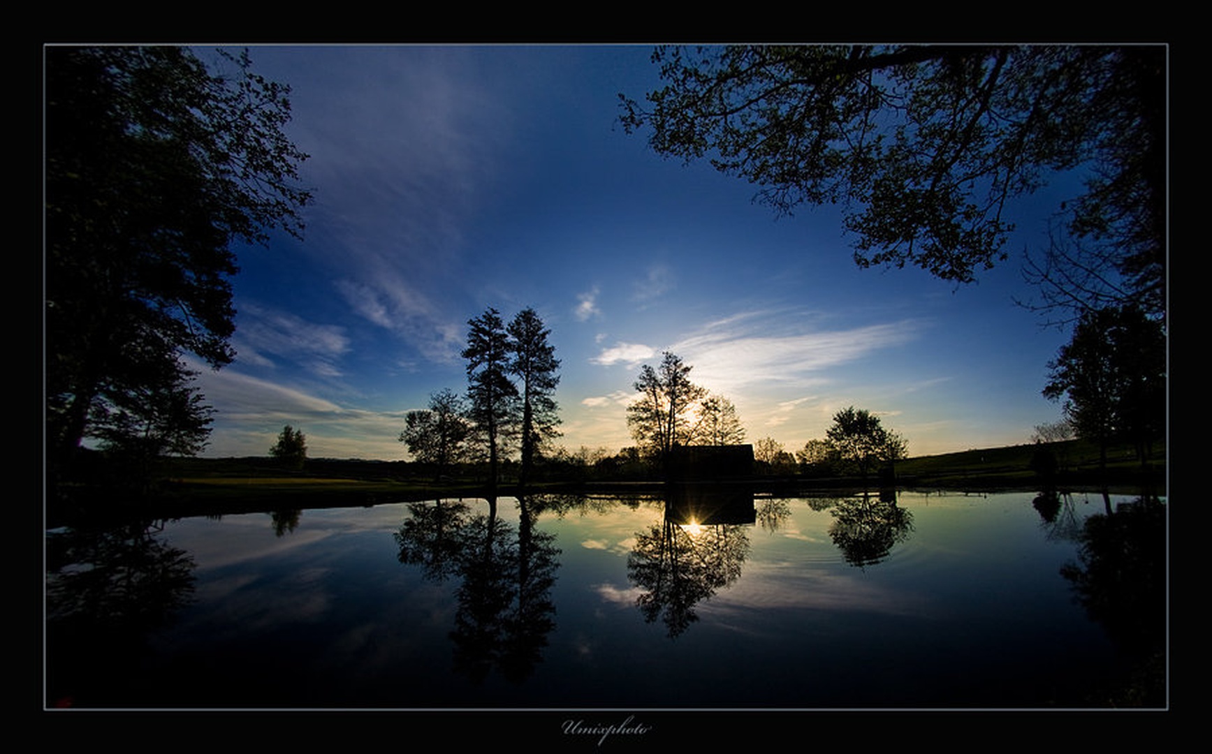 Jutro na jezeru by umix