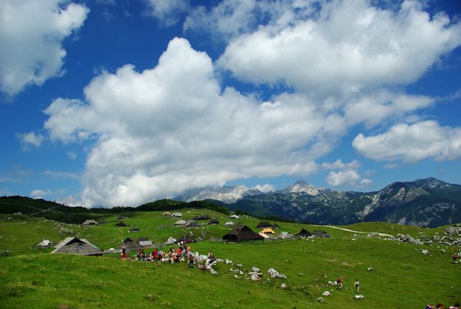 Velika planina by Aleksander Tušek