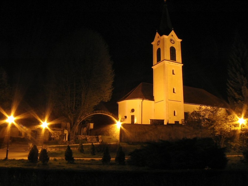 Nočna by coil