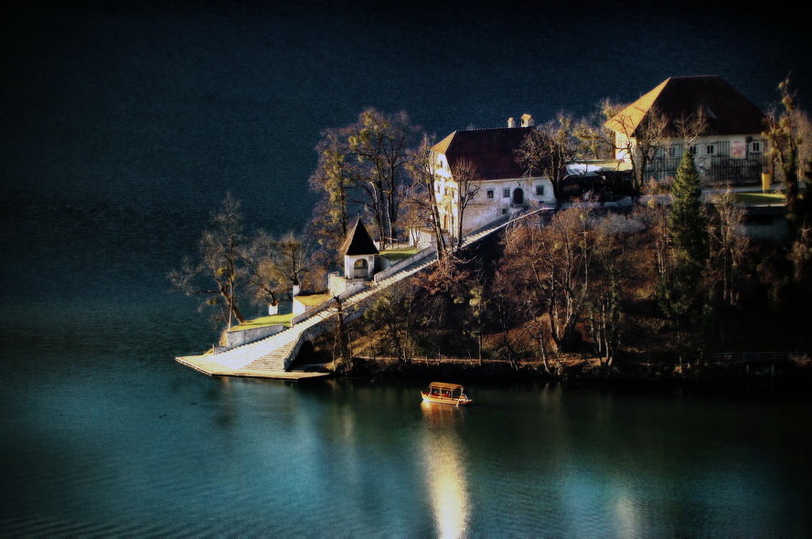 na otok by darmaj