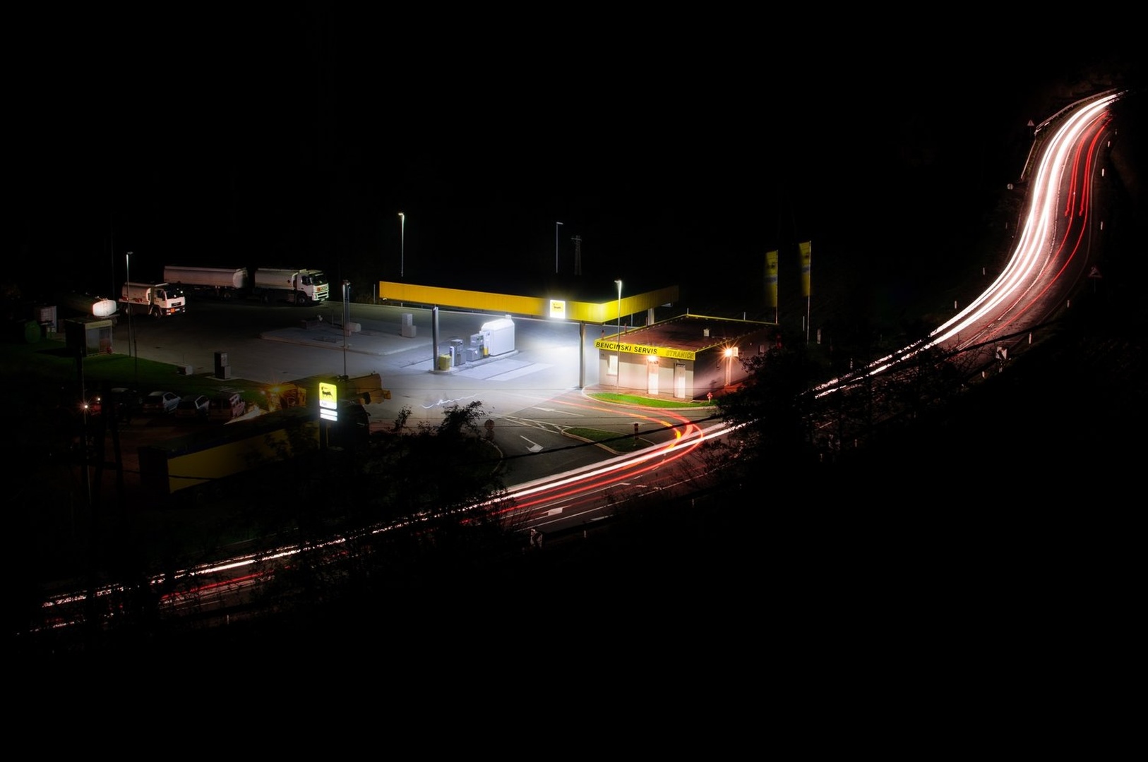 BS SERVIS by Uros Border
