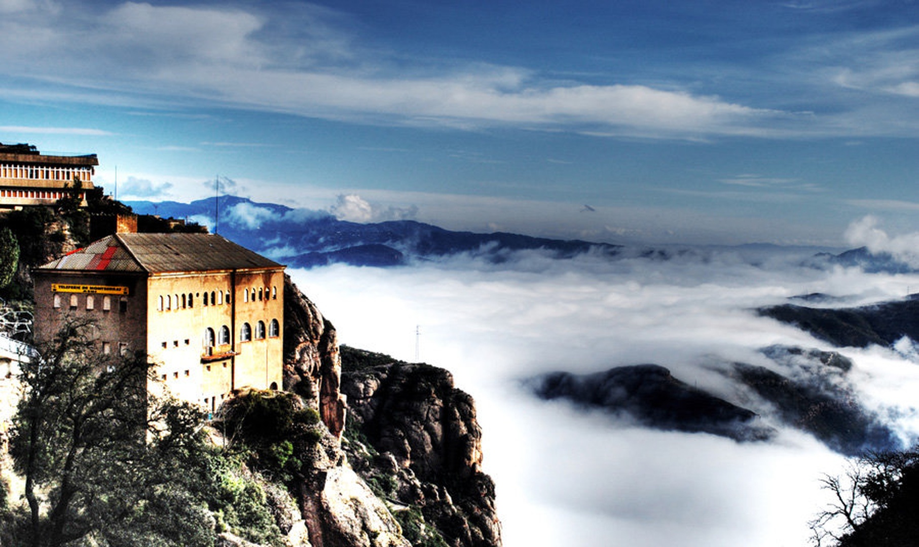 Monserrat by Denis Savić
