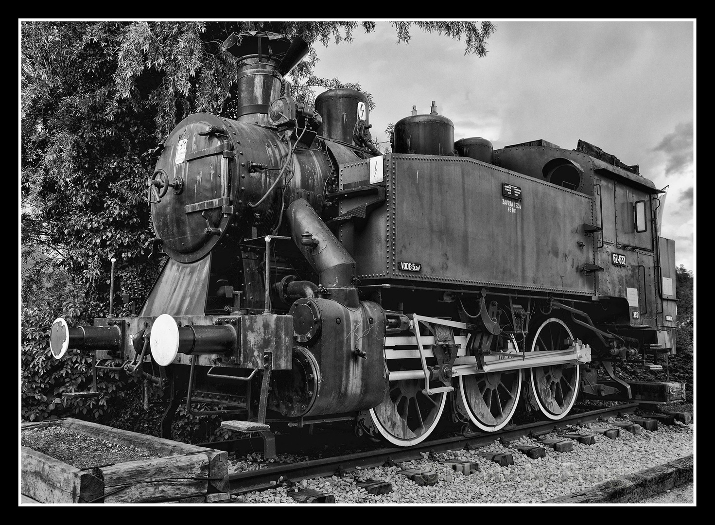 Old train by peter burger