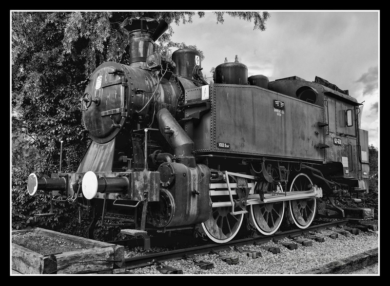 Old train by peter burger