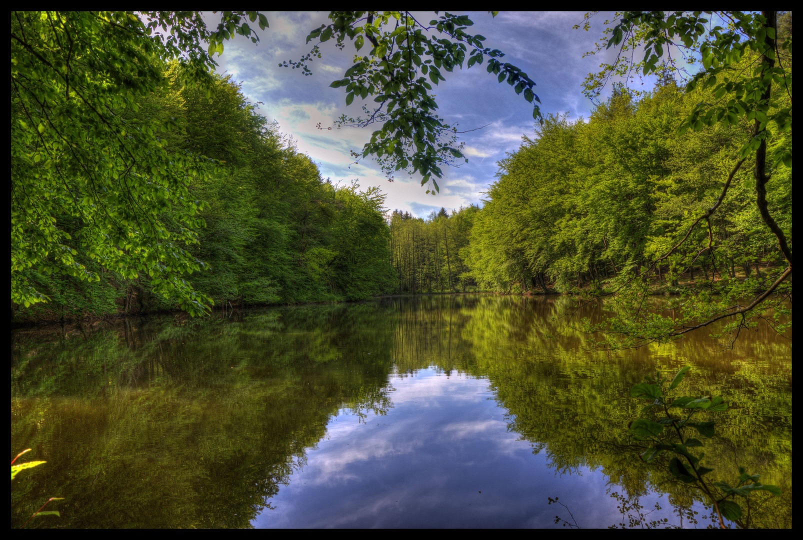 Jezero by peter burger