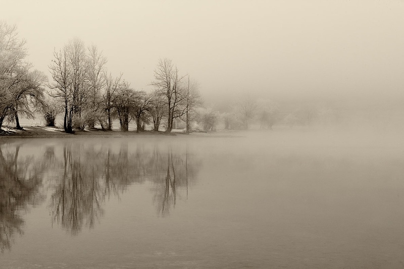 disappearing into the mist by Bor