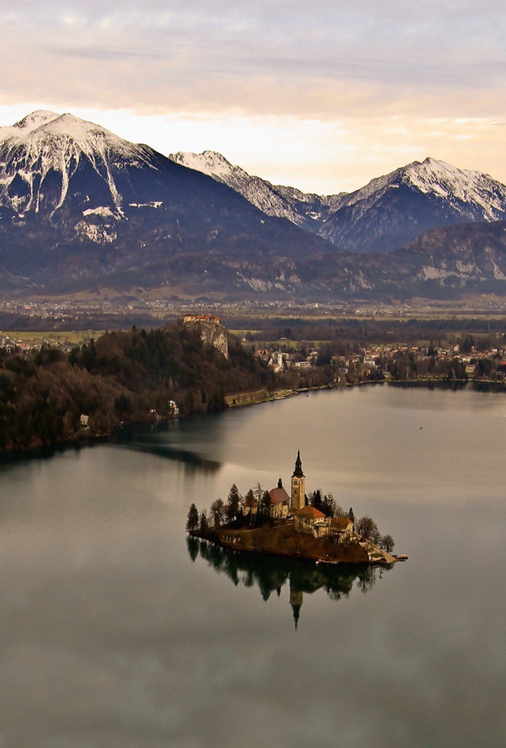 Bled s Stolom reloaded by Bor