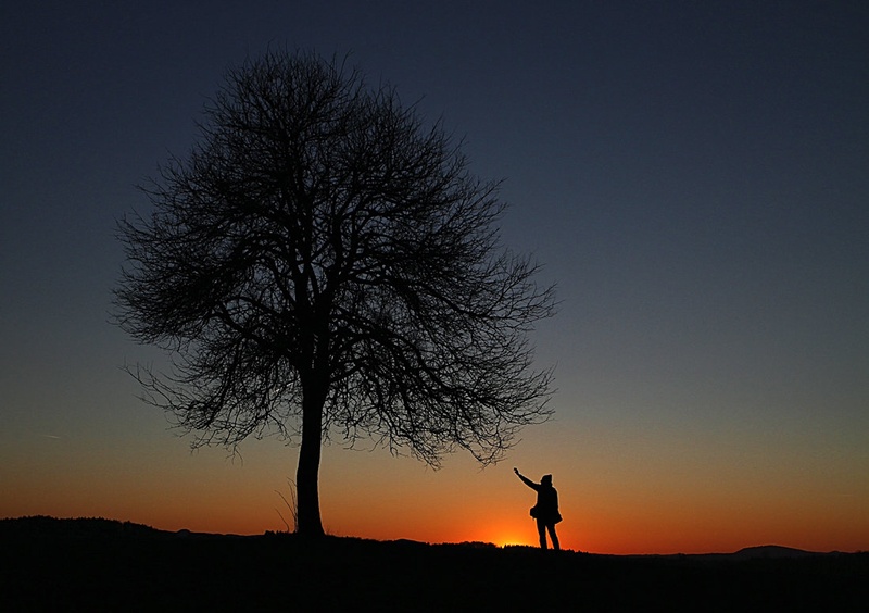 I i by Lovro