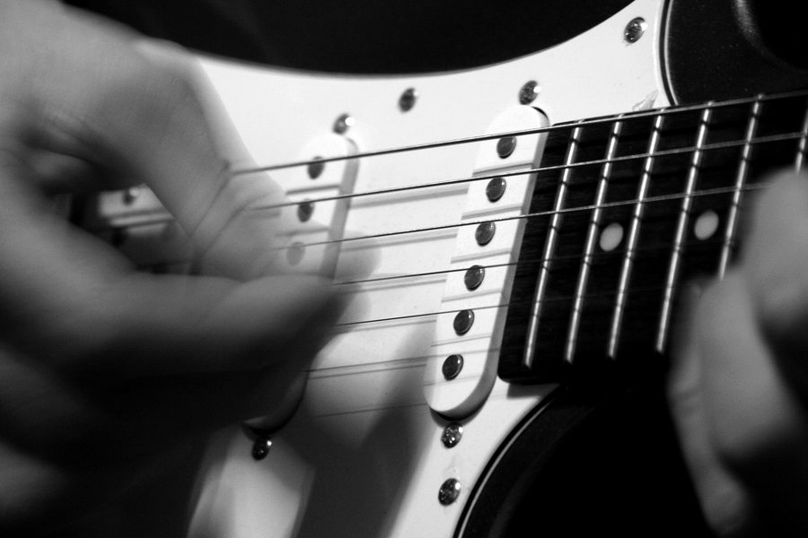 SixString by Anej Lešnik