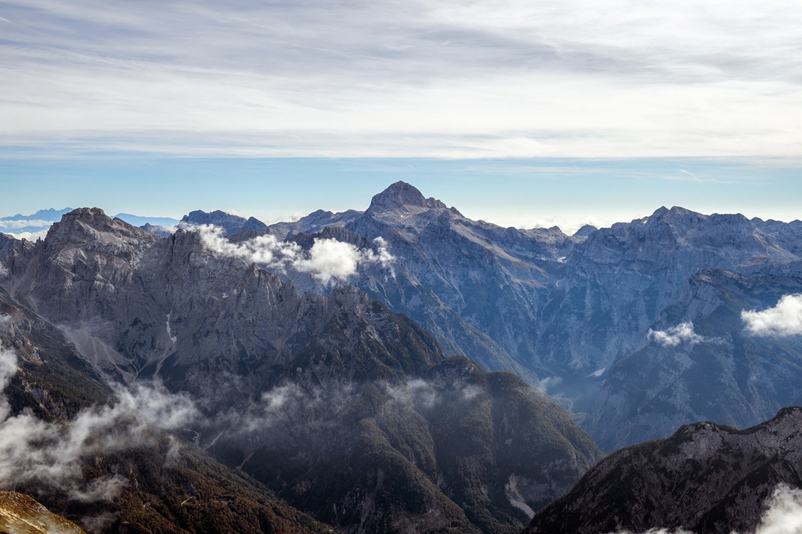 Triglav z Jalovca by Janez Mencinger
