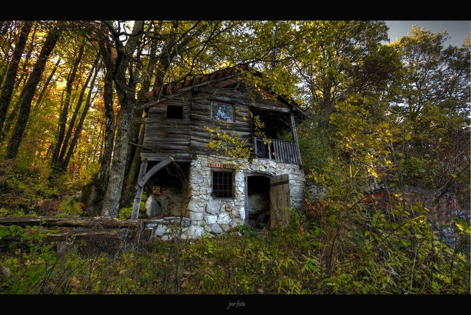 collapsed by Ivan Pavlakovič ml.