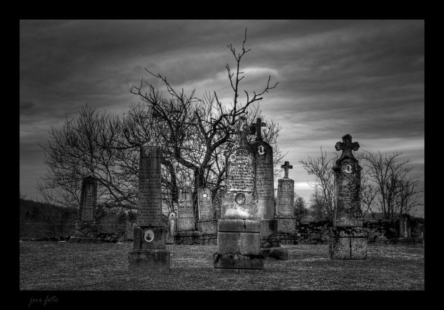 gravestones by Ivan Pavlakovič ml.