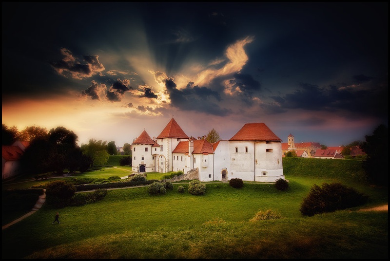 Stari grad Varaždin by Kristijan Keretić