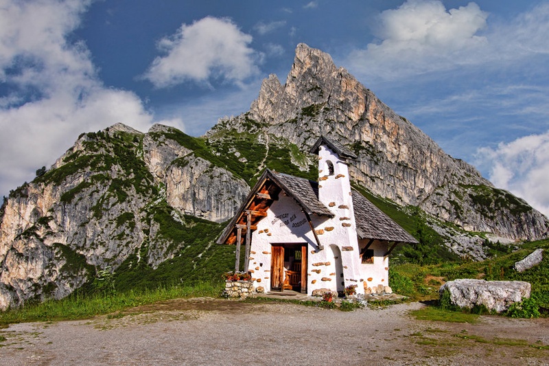 Passo Falzarego by Igor Gratzer