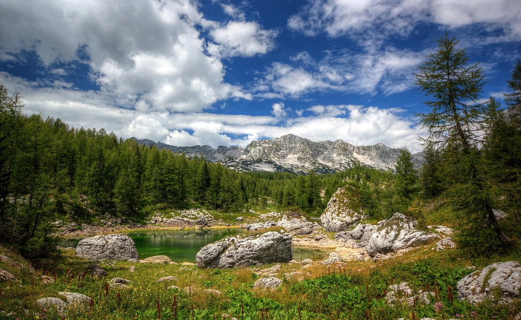 Dvojno Triglavsko jezero by Boštjan Peterka